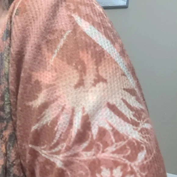 🦋 Y2K Butterfly Dropout Vintage Top 🦋 - Picture 8 of 11